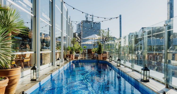 Hotels With Swimming Pool London