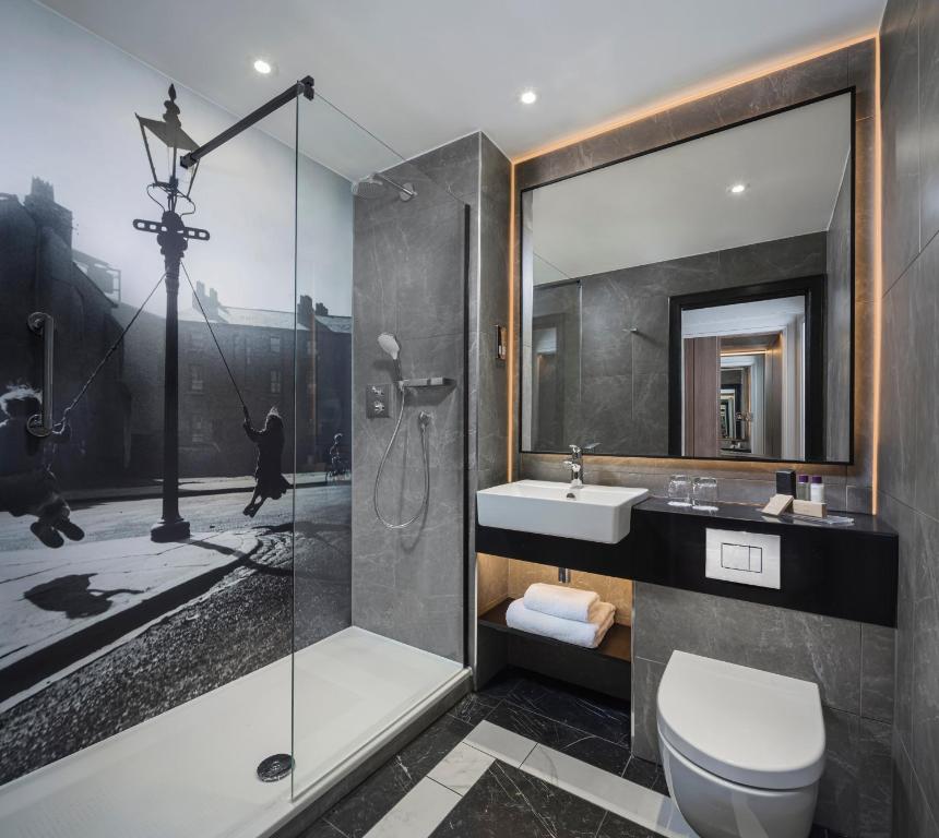 Queens Hotel Leeds