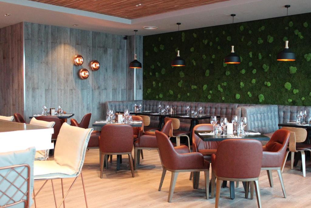 Village Hotel Leeds North